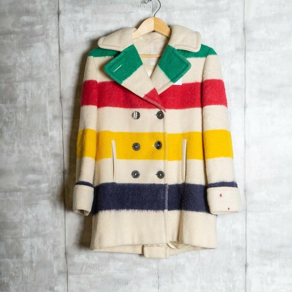 Hudon’s Bay 2.5 Point Blanket Peacoat